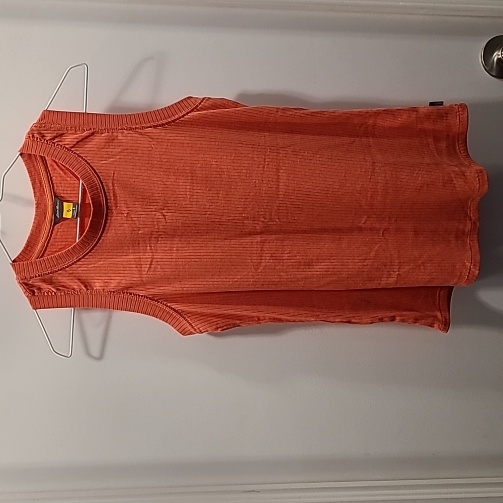 *2/$20 Closet Clearout* EUC s.S Eddie Bauer tank top